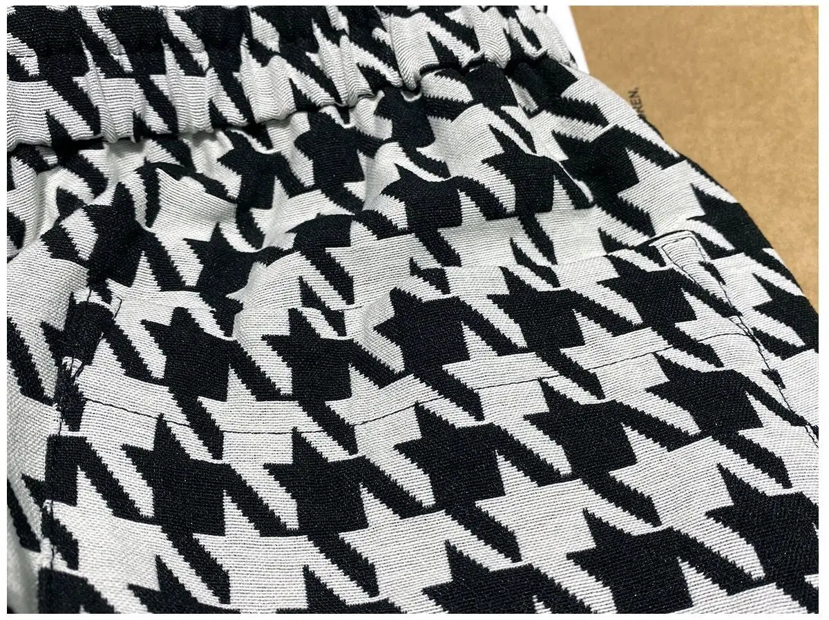 2024 New Summer Trend Casual Loose and Breathable Quick Drying Drawstring Elastic Waist Thousand Bird Grid Shorts for Men