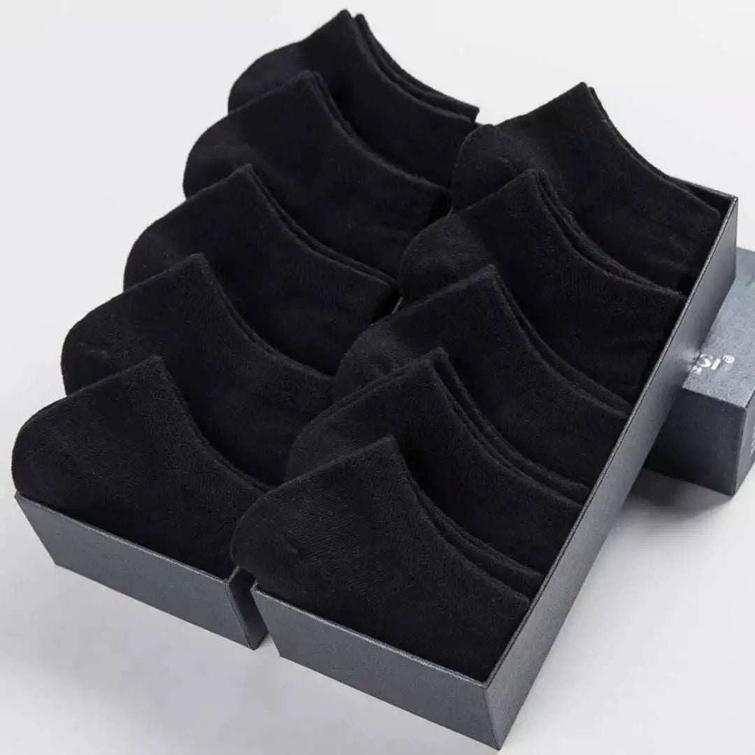 3 pairs of Men's athletic socks, odor-resistant, sweat-wicking, and breathable, with a stylish, minimalist fit.Suitable for home and travel, the best value for money., Travel Socks, Sports Socks, Minimalist Design, Stylish So
