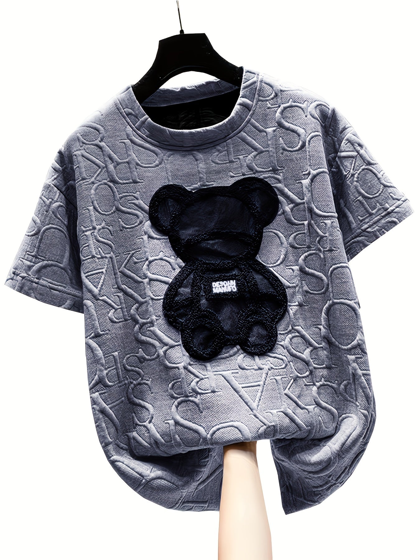 Playful Bear-Patched Tee for All Seasons - Comfy, Casual, Breathable & Easy-Care, Perfect for Year-Round Chic