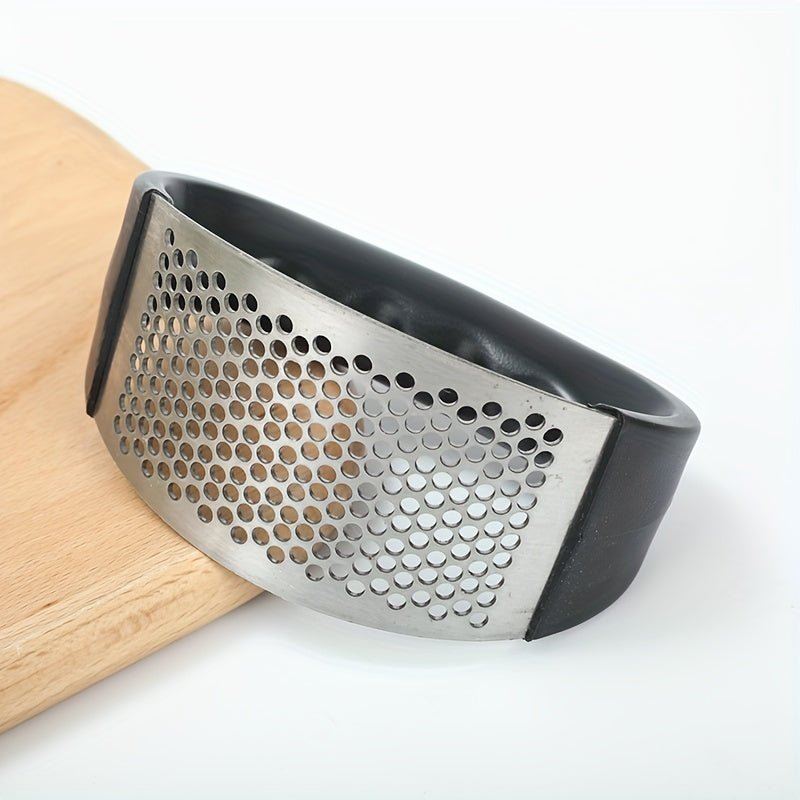 1pc Manual Garlic Crusher Ring - Stainless Steel Garlic Press for Restaurants & Supermarkets - Black Vegetable Cutter & Masher - Kitchen Gadgets for Chopping Garlic & Vegetables