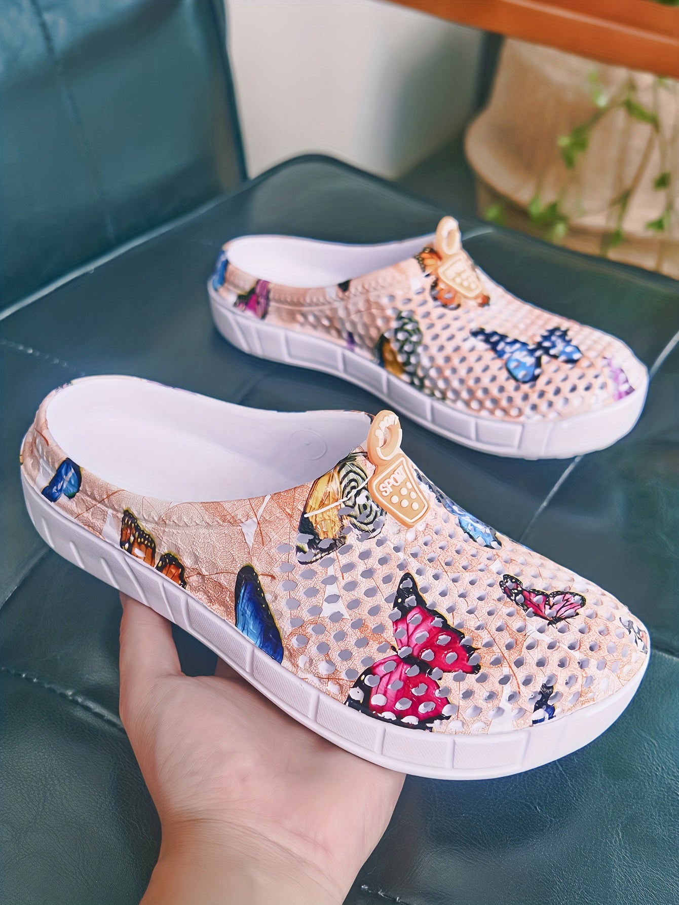 Women's Fashion Butterfly Pattern Hole Slippers, Summer Non-slip Beach Slippers for Koningsdag/King's Day