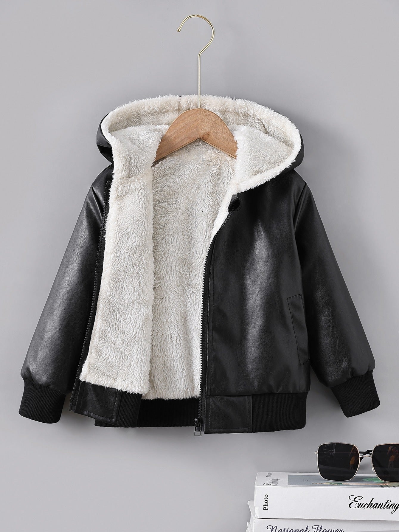 Boys' Faux Leather Jacket with Fleece Lining - Thickened Winter Coat, Full-Zip Front Closure, Machine Washable, Casual Style for Fall/Winter, Regular Fit