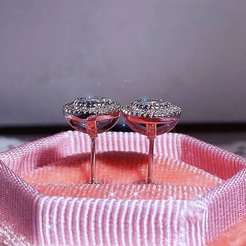 [Luxurious Earrings] Sparkling White Cubic Zirconia Stud Earrings | Luxurious Genuine Brilliance Micro Paved Earrings for Women - Nickel-Free Copper Backing, Ideal for Weddings and Formal Events
