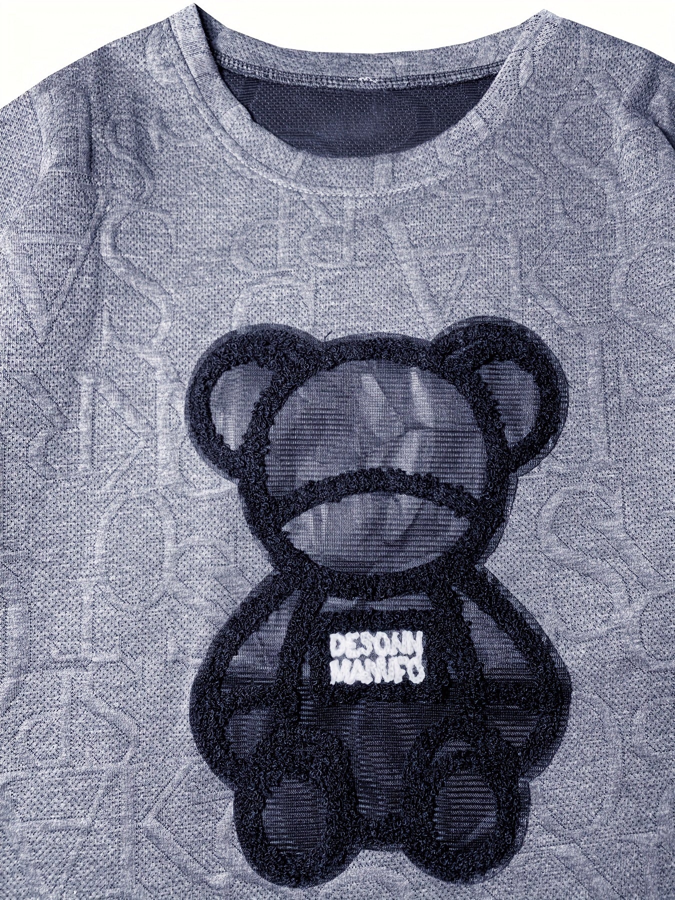 Playful Bear-Patched Tee for All Seasons - Comfy, Casual, Breathable & Easy-Care, Perfect for Year-Round Chic