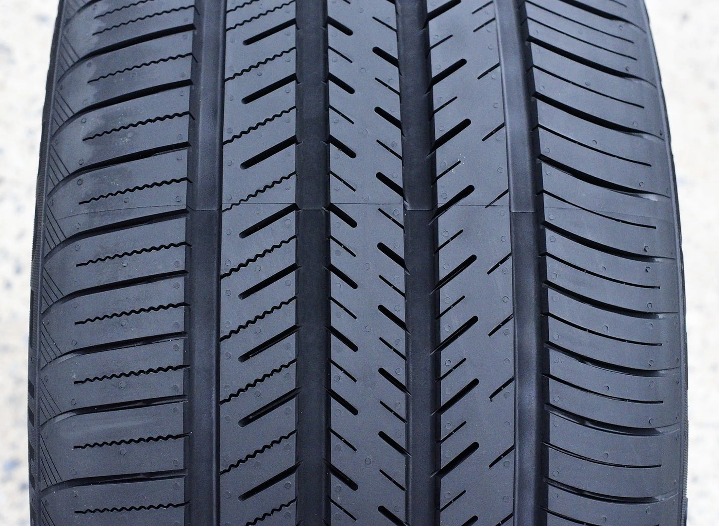 4 Tires Atlas Force UHP 265/35R20 99Y XL High Performance All Season