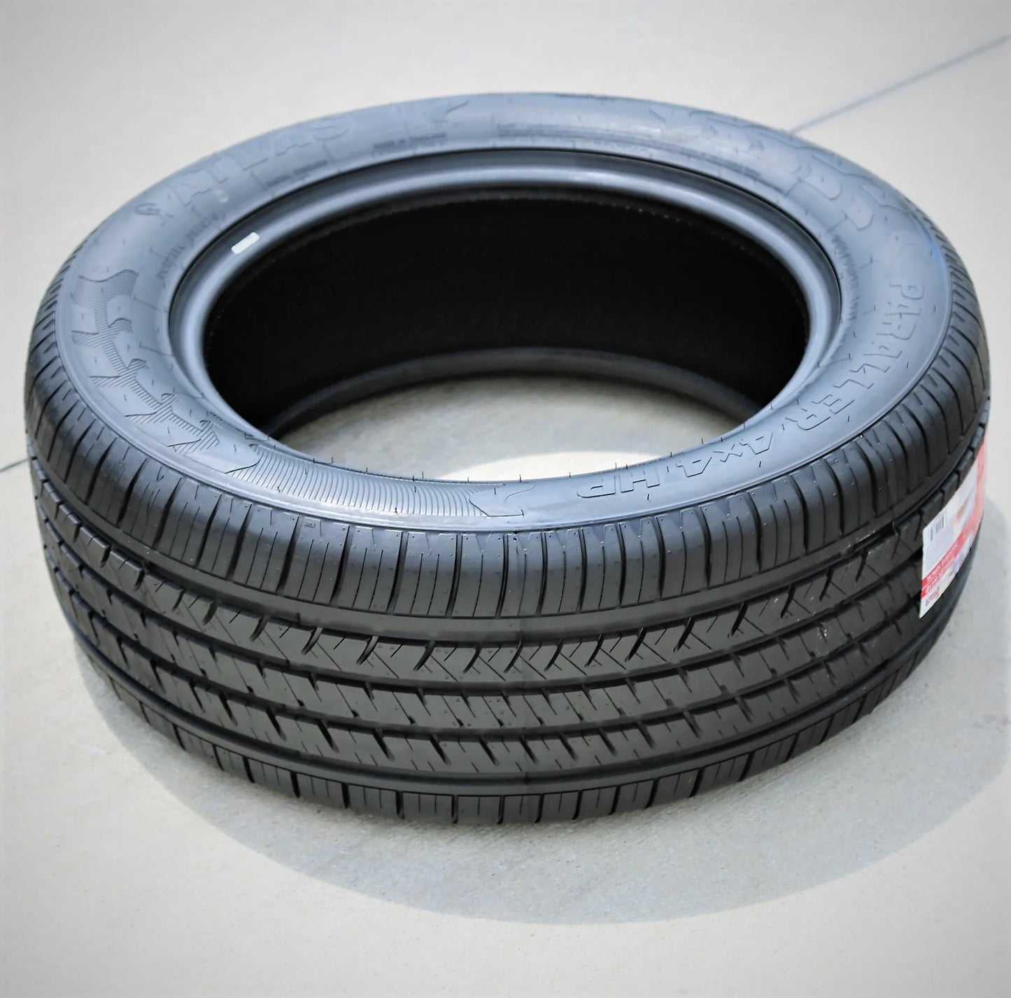 4 Tires Atlas Paraller 4x4 HP 275/65R18 116H A/S