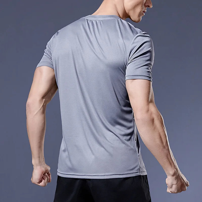 High Quality Polyester Men Running T Shirt Quick Dry Fitness O Neck T Shirt Training Exercise Clothes Gym Sport Shirt Tops