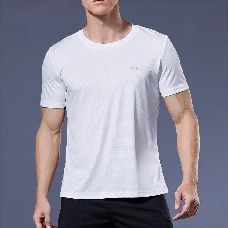 High Quality Polyester Men Running T Shirt Quick Dry Fitness O Neck T Shirt Training Exercise Clothes Gym Sport Shirt Tops
