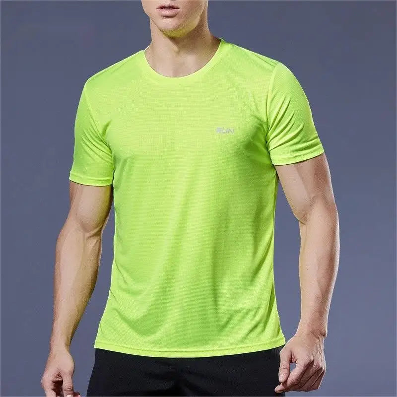 High Quality Polyester Men Running T Shirt Quick Dry Fitness O Neck T Shirt Training Exercise Clothes Gym Sport Shirt Tops