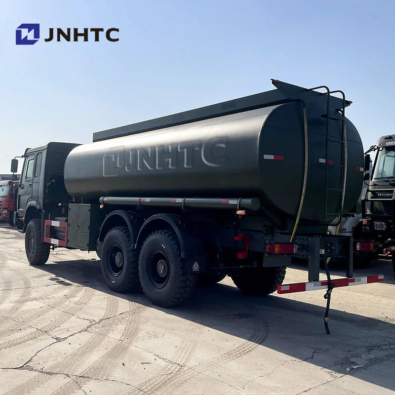 New Howo Diesel Oil Fuel Tanker Truck 45000 Liters 6x4 10 Wheelers Capacity  Fuel Water Oil Tanker Truck