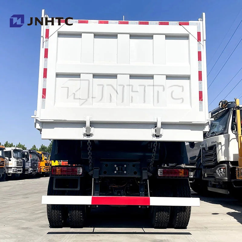 New SINOTRUCK HOWO Dump Truck  12 Wheel 50 Ton New 8x4 Drive Wheel Euro 3 Emission Standard Dump Truck