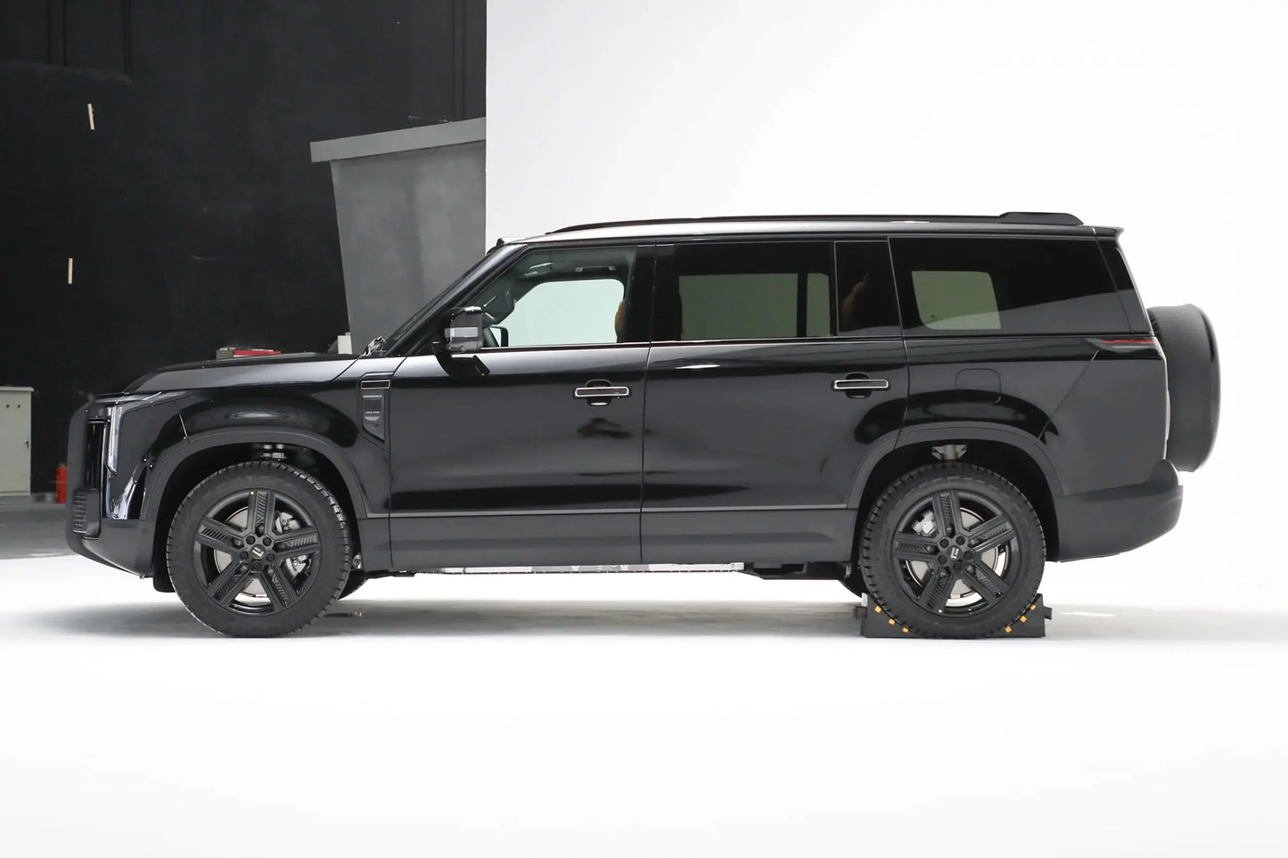 2024 Polestones 01 HEV Hybrid Electric Vehicle Luxury SUV Long Range Electric Vehicle 2023 Baic Jishi 01 1.5T 235km 7-seater