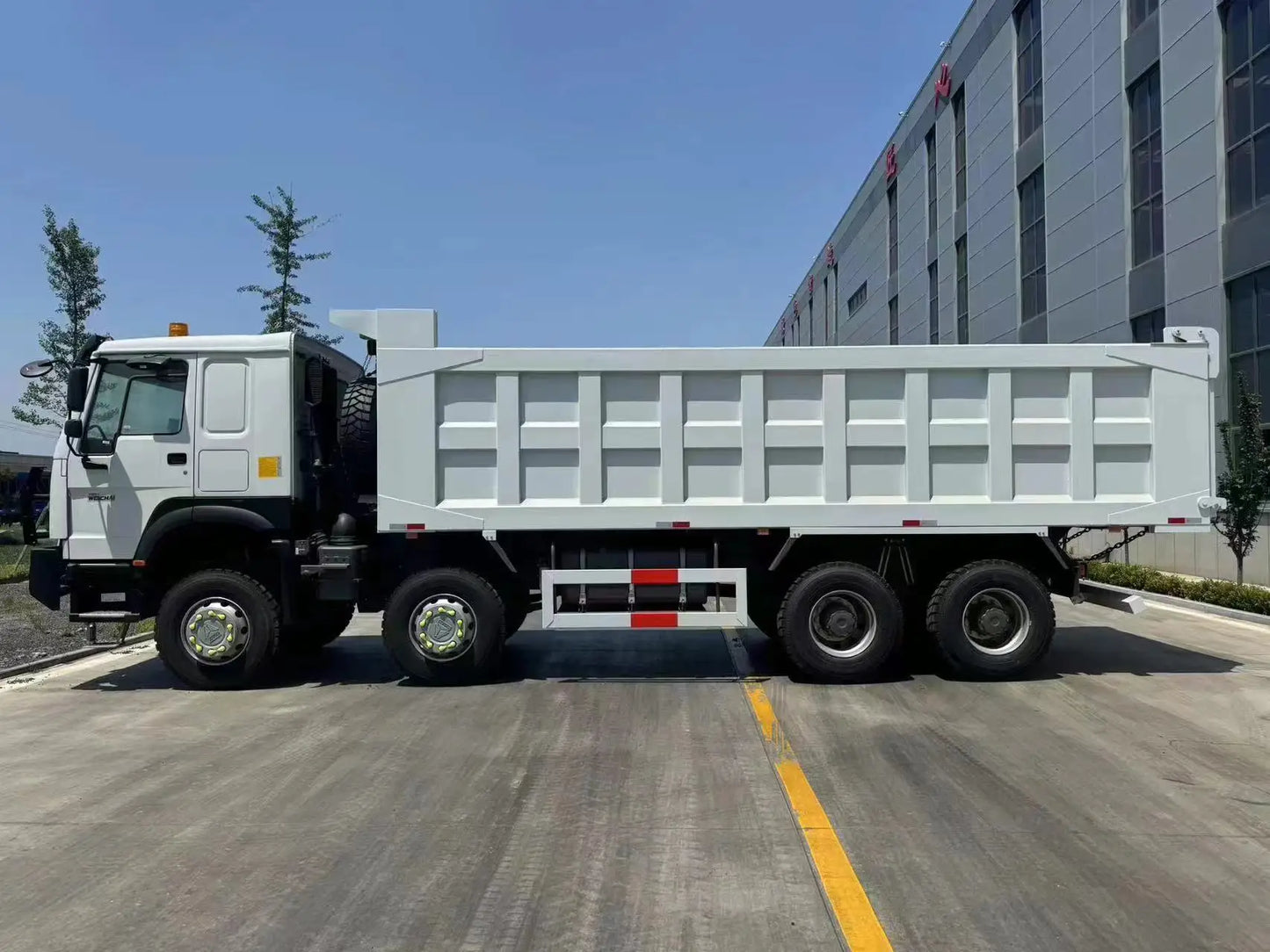 In Stock Now New Sinotruk HOWO 8x4 Dump Truck | 12 Wheels & 371HP Diesel Engine | Ready for Heavy Hauling
