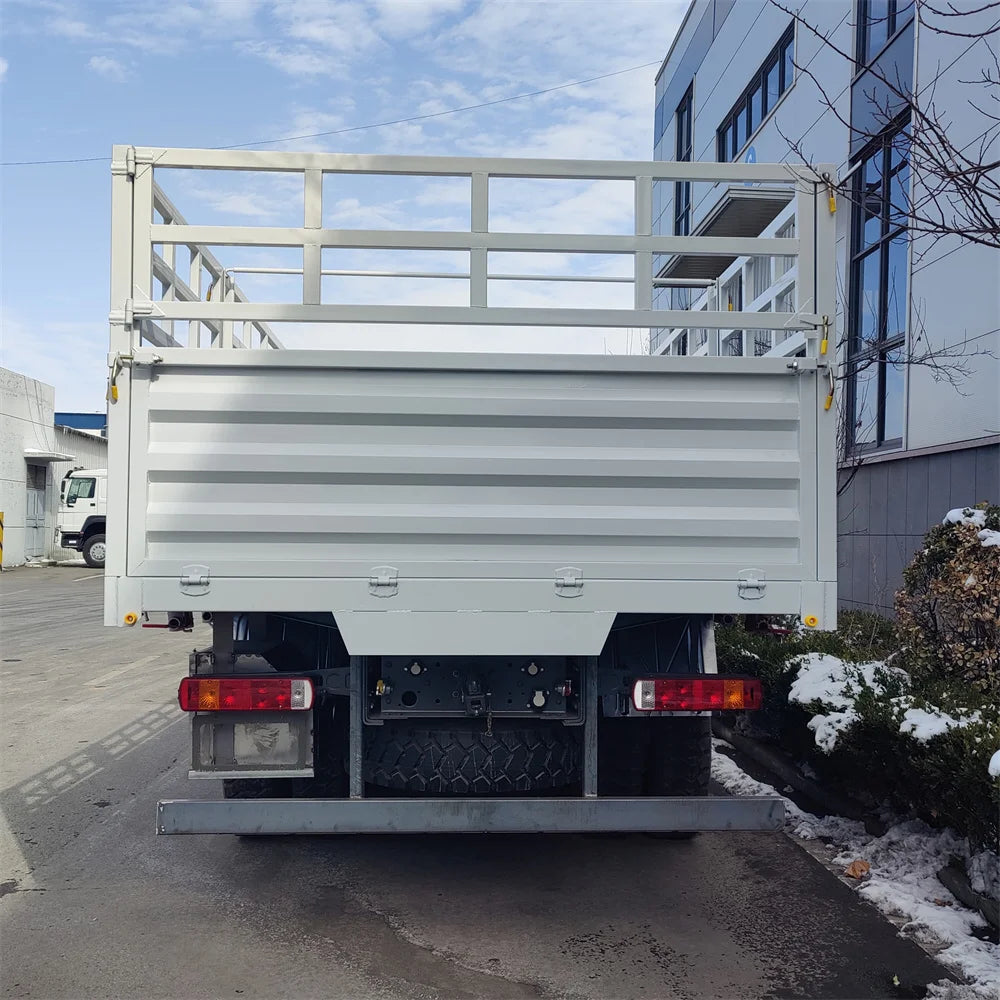 Howo Cargo Trucks 6x4 40t 50t Euro 3 Emission Standard Cargo Truck for Sale