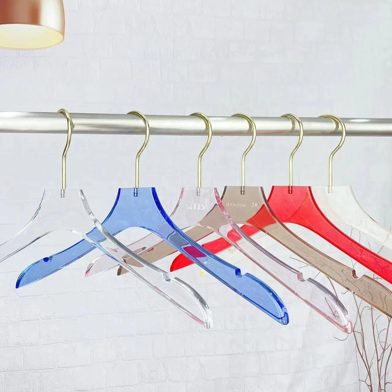 Transparent Wholesale Coat Skirt Matte Hanger Acrylic Clothes Hanger with Gold Hooks