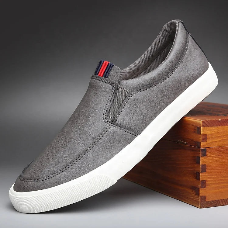 2022 New Spring and Summer Leather Casual Men's Shoes Trend Korean Customized Casual Shoes