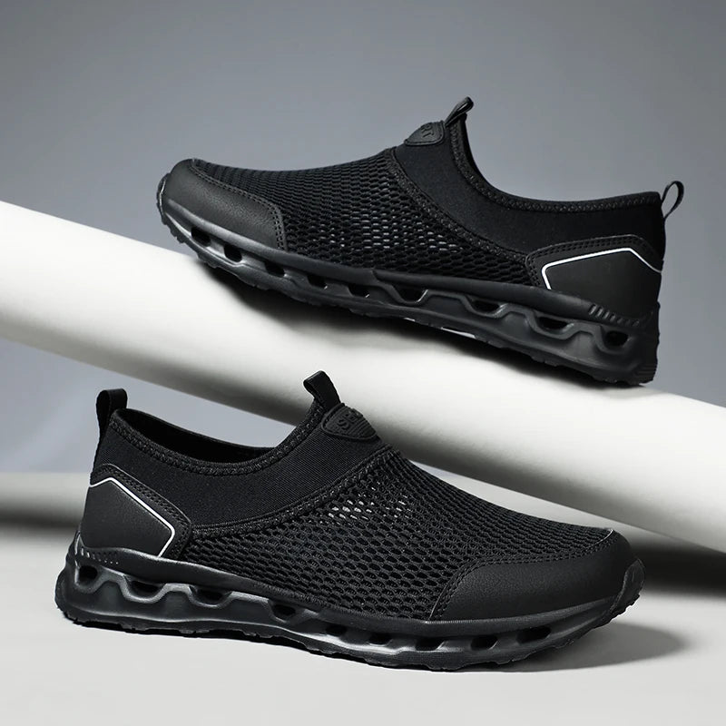 Men's Large Size Breathable Mesh Cloth Upper Running Shoes with EVA Sole Soft Lace-Up Spring Summer Sporty Style Walking Shoes