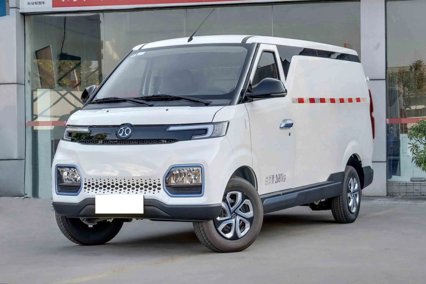 2 Seats New Design 4 Wheel Electric Cargo Truck Cargo Van Baic Ev5 Electric Delivery Van