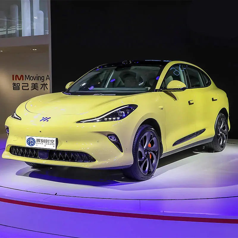 IM LS6 Max Cheap New Energy Vehicles Zhiji Im LS6 5-door 5-seat 4WD SUV EV Vehicle Car