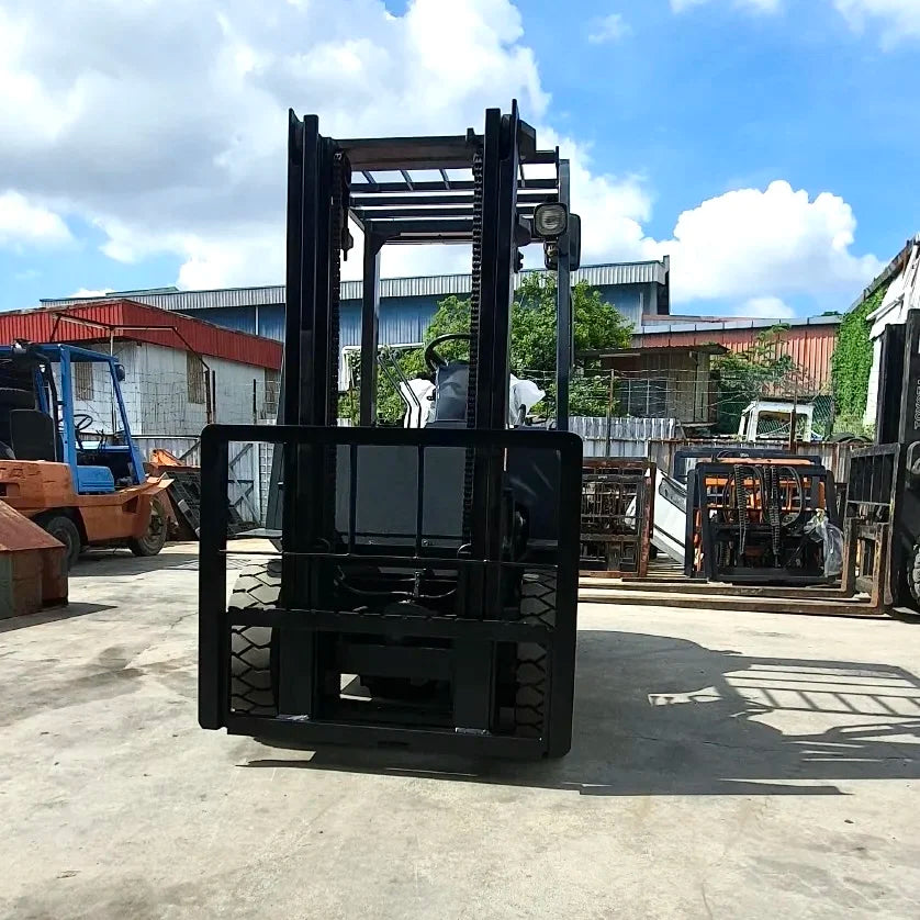 CE EAC SASO Certified High Quality Used for Japan 25 Forklift with 3Ton High Working Efficiency & Diesel Engine Power