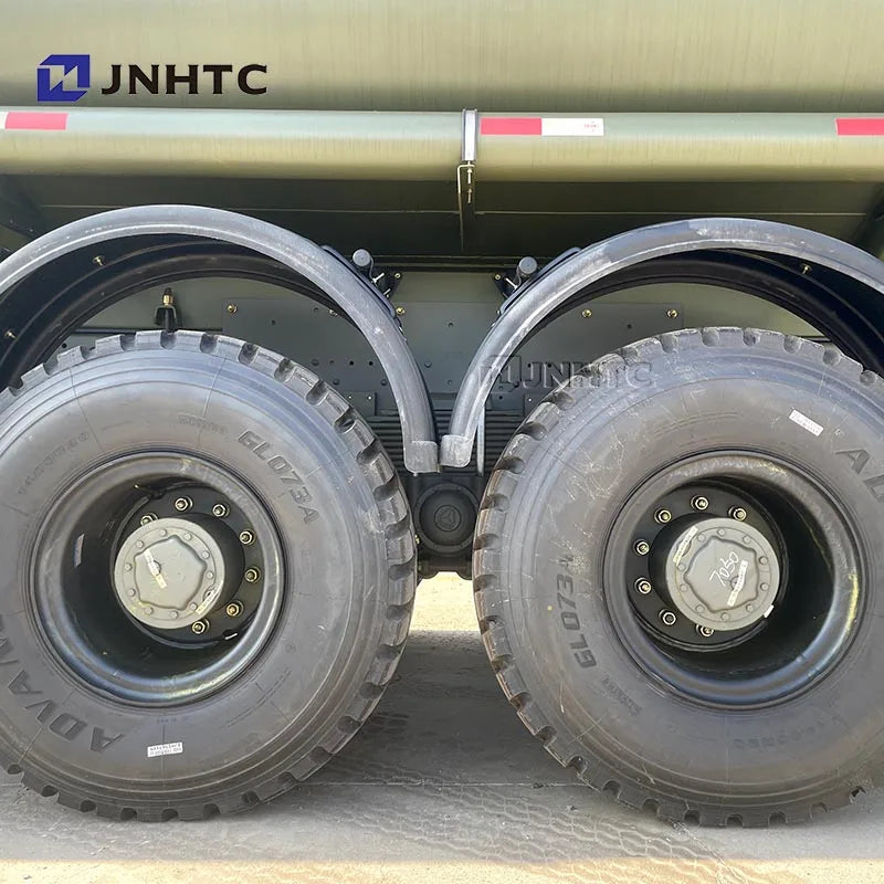 New Howo Diesel Oil Fuel Tanker Truck 45000 Liters 6x4 10 Wheelers Capacity  Fuel Water Oil Tanker Truck