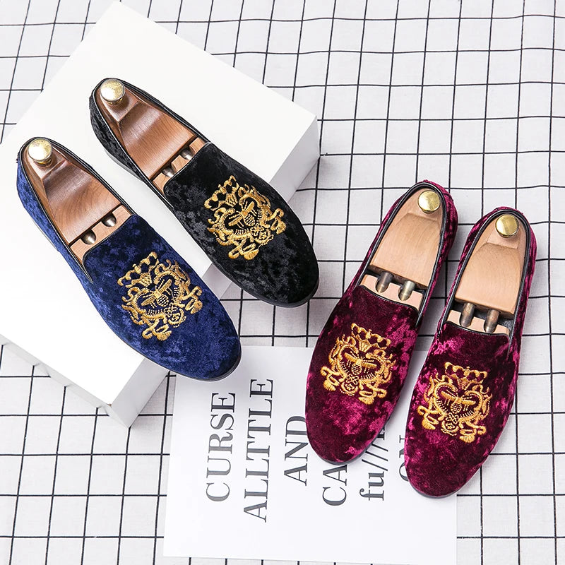 Stylish Embroidery Suede Leather Dress Shoes Men Leather Office Loafers Shoes Slip-on Driving Walking Style Men's Boat Shoes