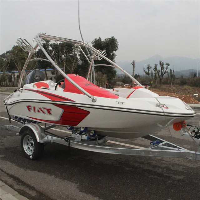 China Small Fiberglass Speed Boat for 4 Passengers