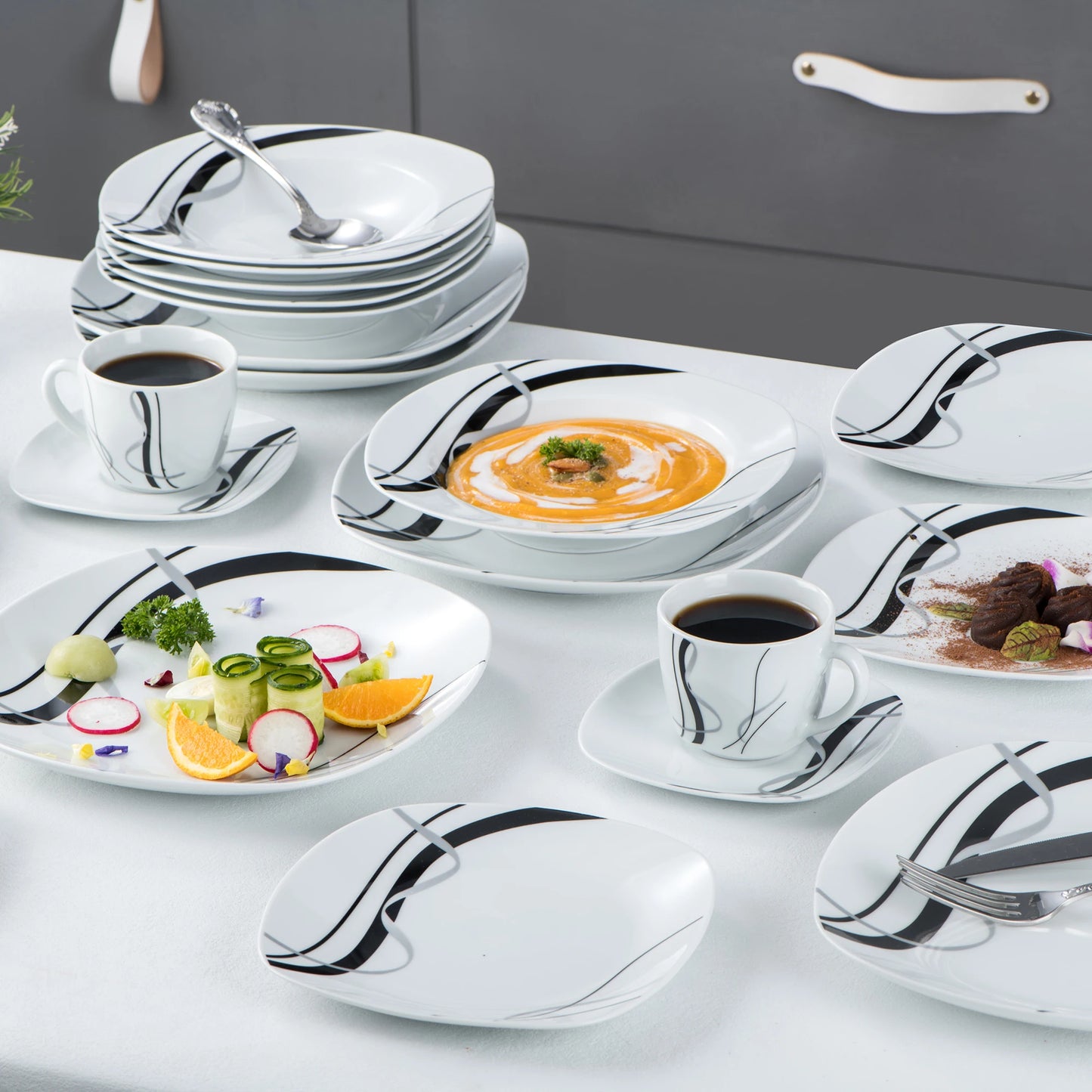 VEWEET FIONA 30/60 Piece Black Lines Porcelain Ceramic Tableware Set with Dessert Plates/Soup Plates/Dinner Plates/Cups/Saucers