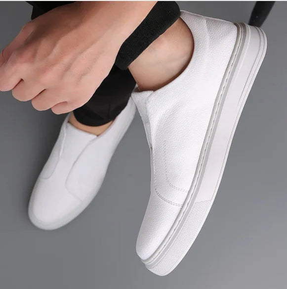 2026 New Luxury Designer Brand Men's Casual Fashion Versatile Genuine Leather Casual Shoes
