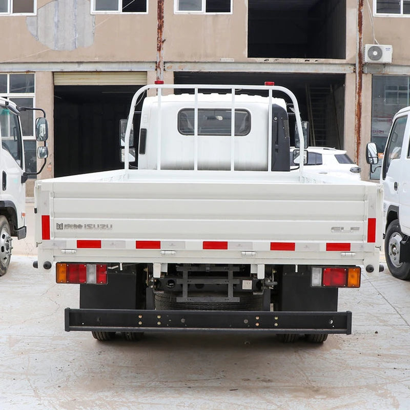 Isuzu ELF M100 1-5ton 4x2 Dropside Cargo Truck New Diesel Light Truck Euro 6 LHD for Logistics Transportation