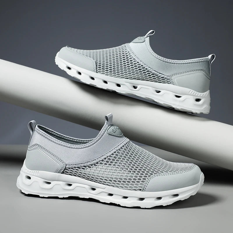 Men's Large Size Breathable Mesh Cloth Upper Running Shoes with EVA Sole Soft Lace-Up Spring Summer Sporty Style Walking Shoes