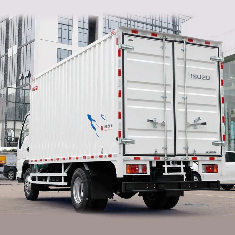 Hot Sale Isuzu ELF NKR 100P 4x2 Drive 3.3-5.5Tons Box Truck Diesel Light Duty Delivery Euro 6 Emission 4K Engine Dry Van Truck