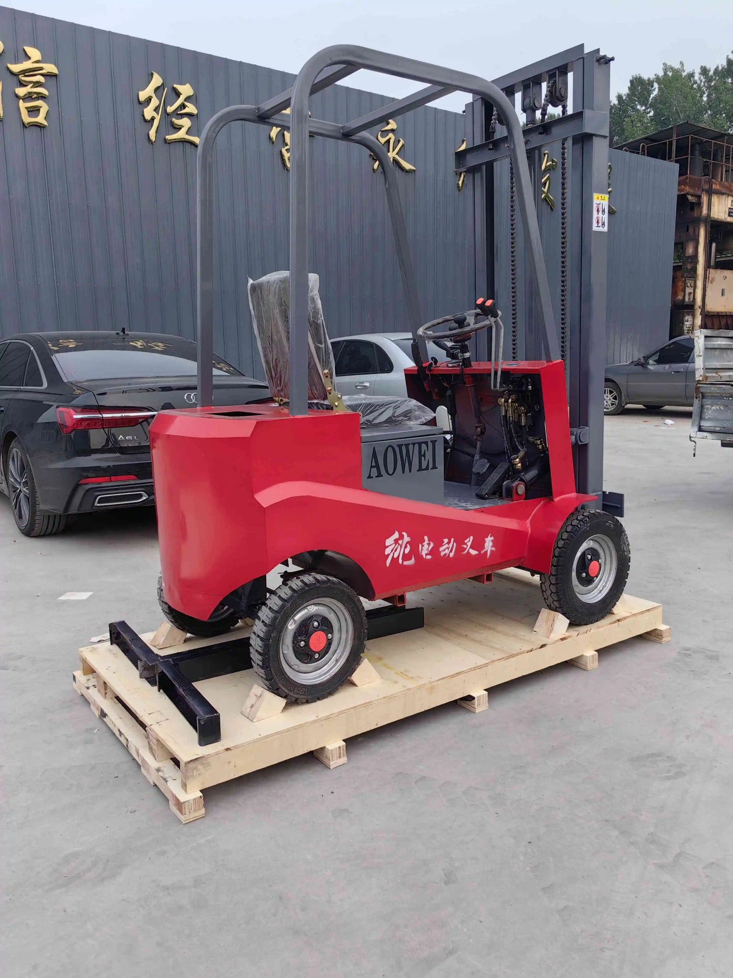 China factory 1.5 ton 1 ton mini electric forklift 4 small wheel loader use for warehouse farm lift carry