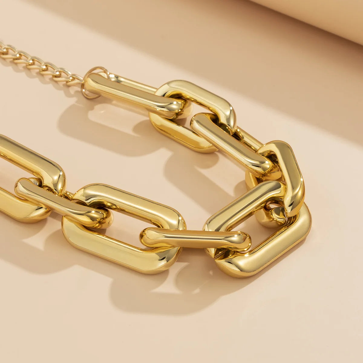 Hip Hop Simple Punk Style Square Thick Necklace Women's Retro Gold Color Metal Clavicle Necklaces Men's Charm Fashion Jewelry