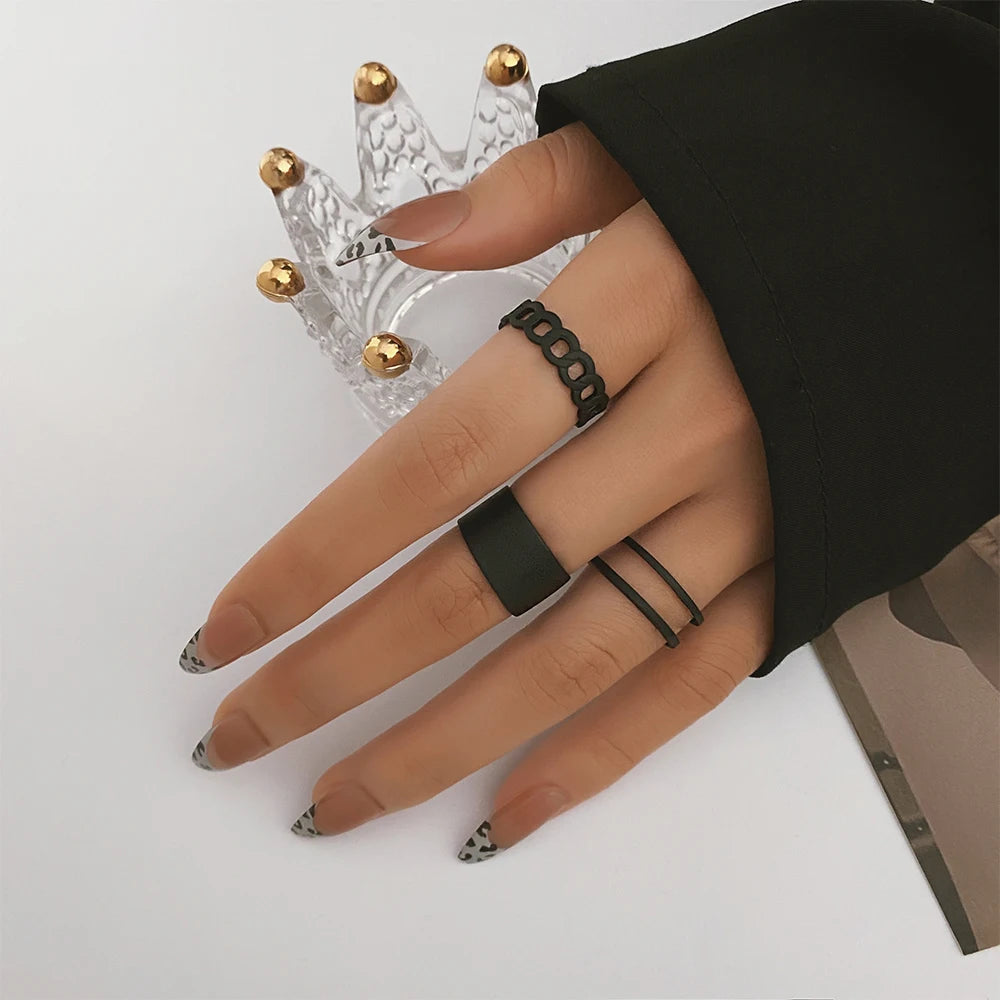 Punk Black Finger Rings For Women Men Simple Chain Ring Set Fashion Rings 2026 Trend Friend Gifts Party Knuckle Jewelry Party