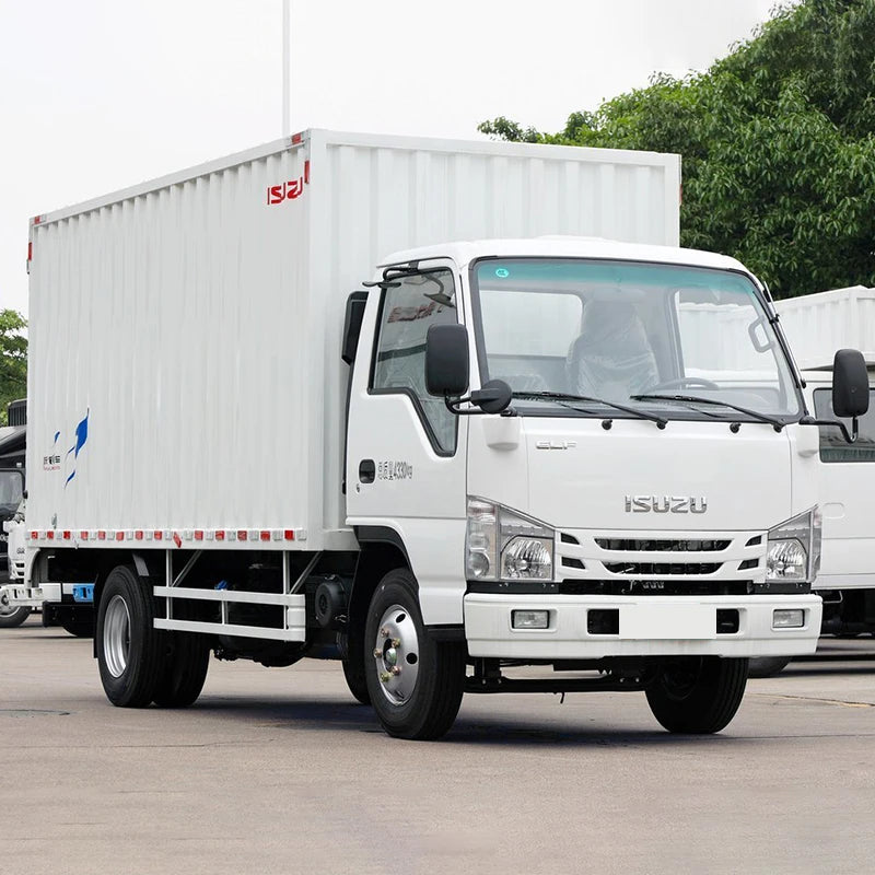 Hot Sale Isuzu ELF NKR 100P 4x2 Drive 3.3-5.5Tons Box Truck Diesel Light Duty Delivery Euro 6 Emission 4K Engine Dry Van Truck