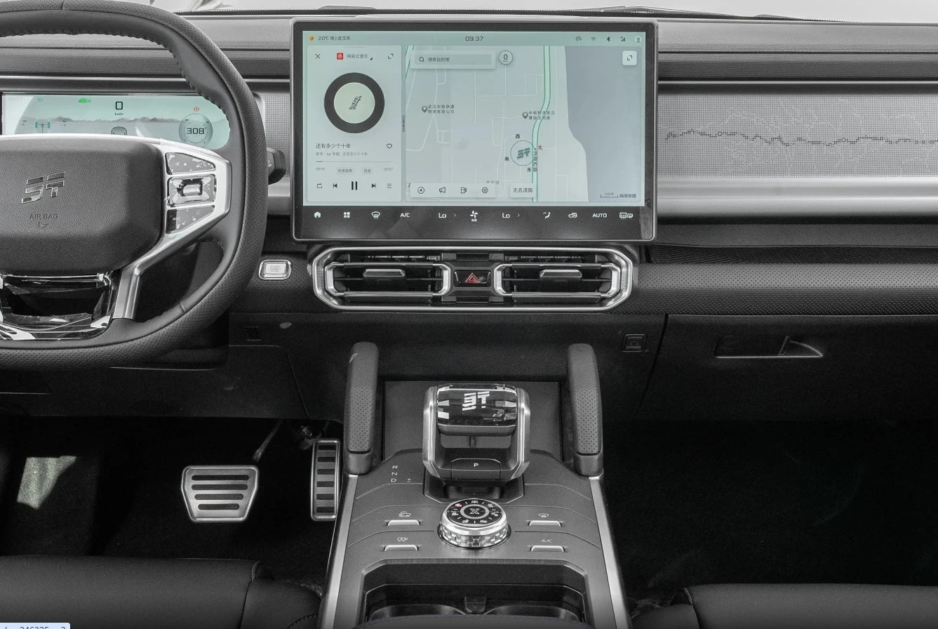 2025 New Jetour 4WD Electric Sedan 4-door 5-seater car