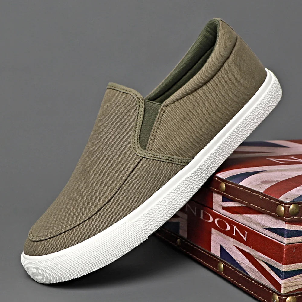 2026 Men Casual Canvas Shoes Spring Breathable Pure Color Anti-slip Soft-Soled Men's Driving Cloth Shoes BD26001