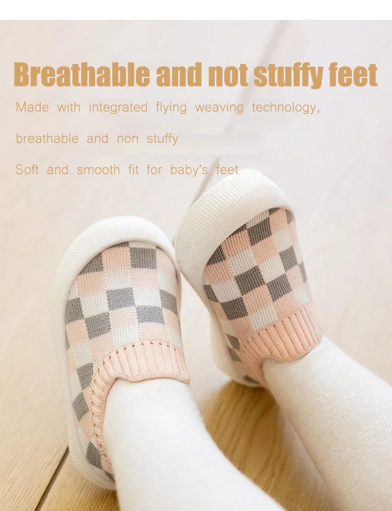 Baby shoes with soft soles, baby walking shoes, versatile, breathable, non slip sports shoes, spring and autumn new fashionable