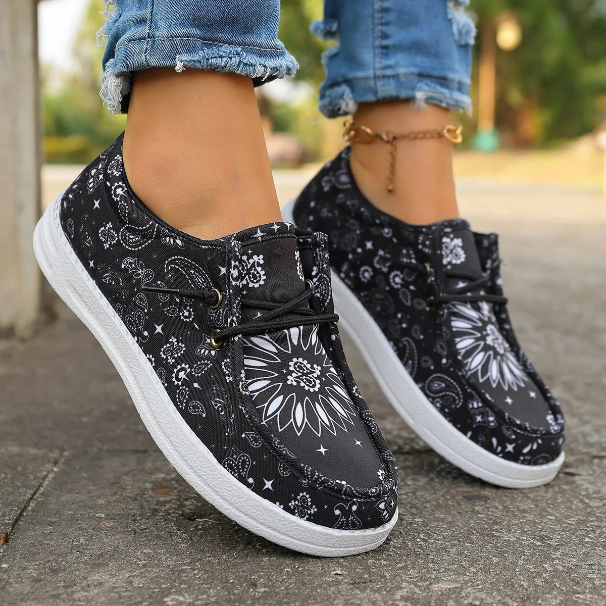Casual Flat Laced Women's Loafers Spring New Style Breathable Canvas Shoes Comfortable Spring Autumn Winter Seasonal Flats