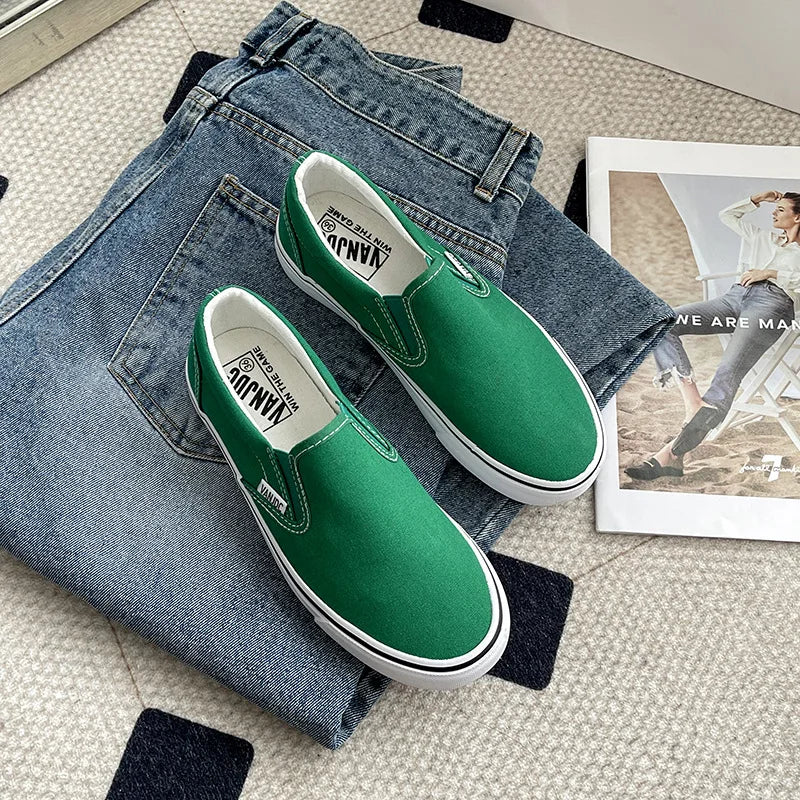 Canvas Shoes Women Couple Slip on Flat Comfortable Casual Shoes Fashion Platform Ladies Vulcanized Shoes Zapatillas Mujer 2025