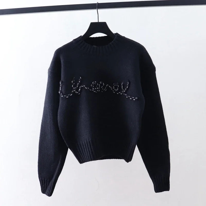 Autumn New Pullover Sweater Women Design Sense Letter Knitted Beaded Round Neck Short Simple Female Knitted Top