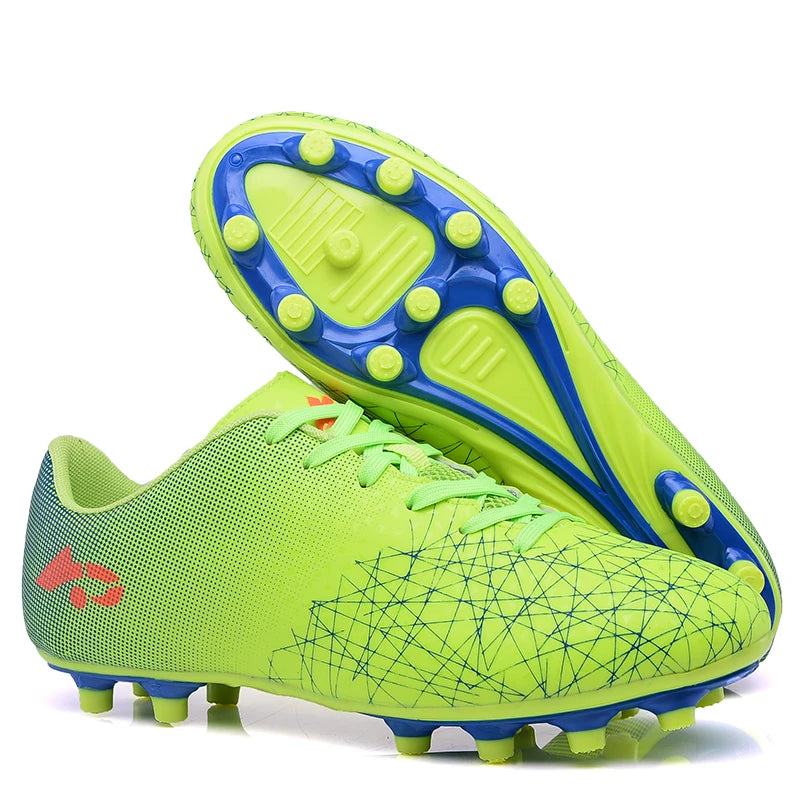 A pair of children's four-season leather upper long-stud football shoes with strong grass grip, sizes 32-42，HJ-27017