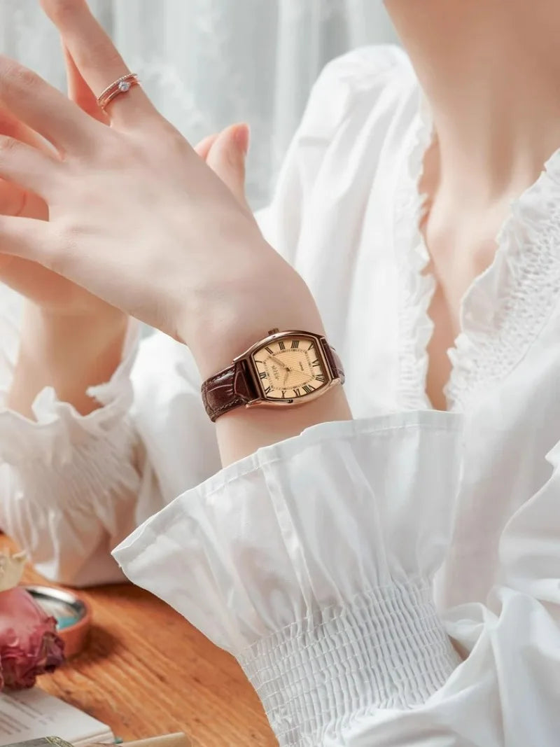 Simple Fashion Retro Brown Women Quartz Watches High Quality Ladies Wristwatches Vintage Leather Watchband Watch for Lovers Gift