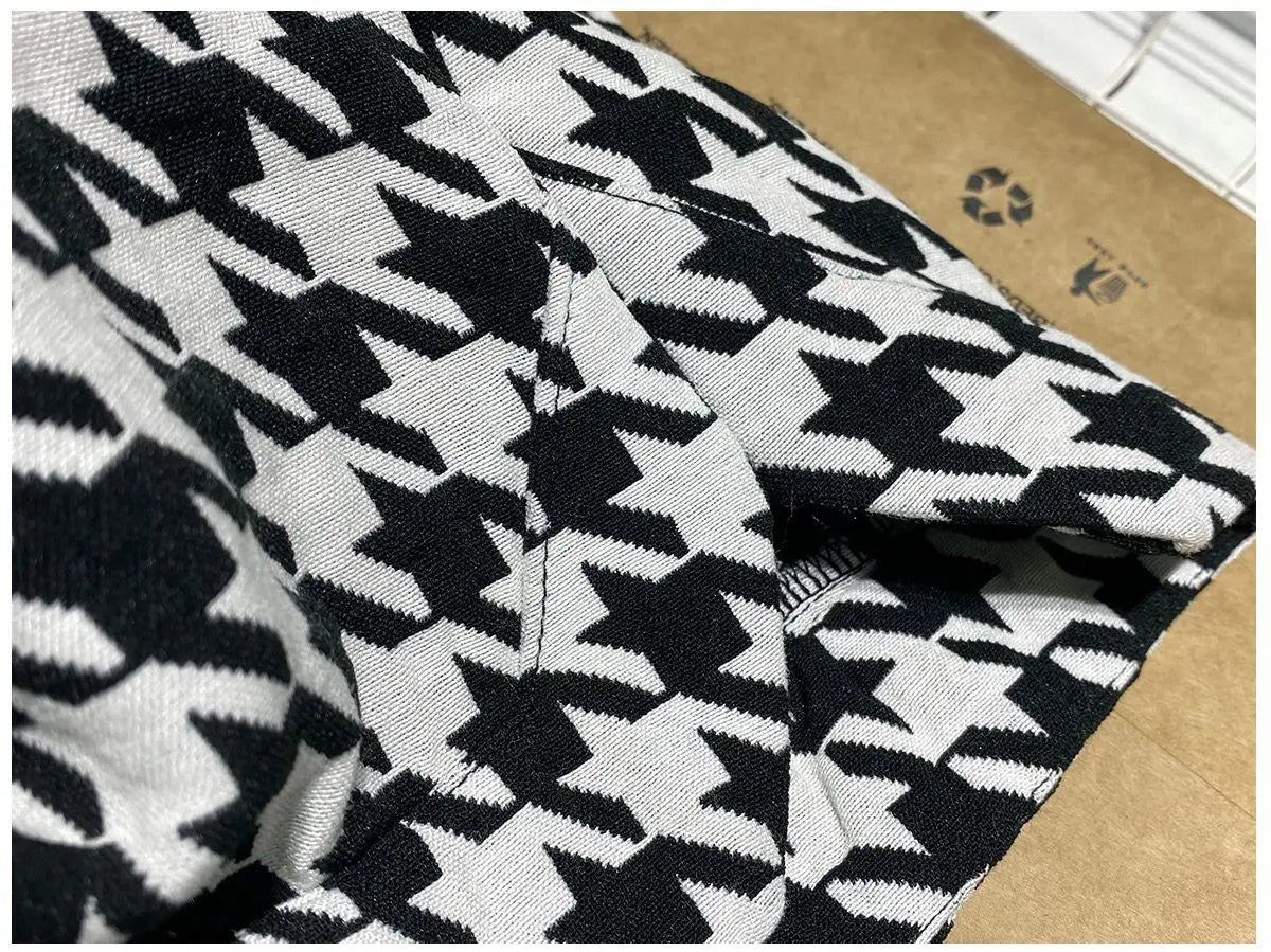 2024 New Summer Trend Casual Loose and Breathable Quick Drying Drawstring Elastic Waist Thousand Bird Grid Shorts for Men
