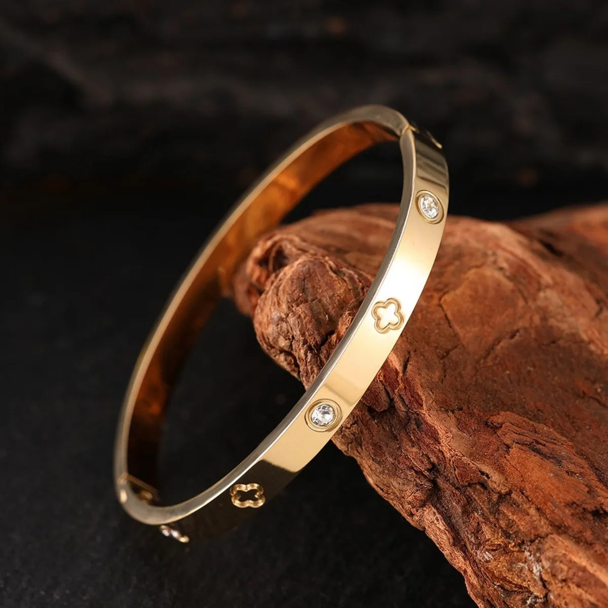 2pcs Women's Stainless Steel Bracelet Fashion Simple Design for Valentine's Day Mother's Day Gift