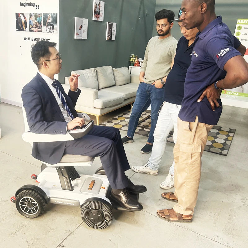 Elderly Four-Wheeled Elderly Electric Mobility Scooter Disabled Assisted Folding Family Car With Battery For Handicapped Users