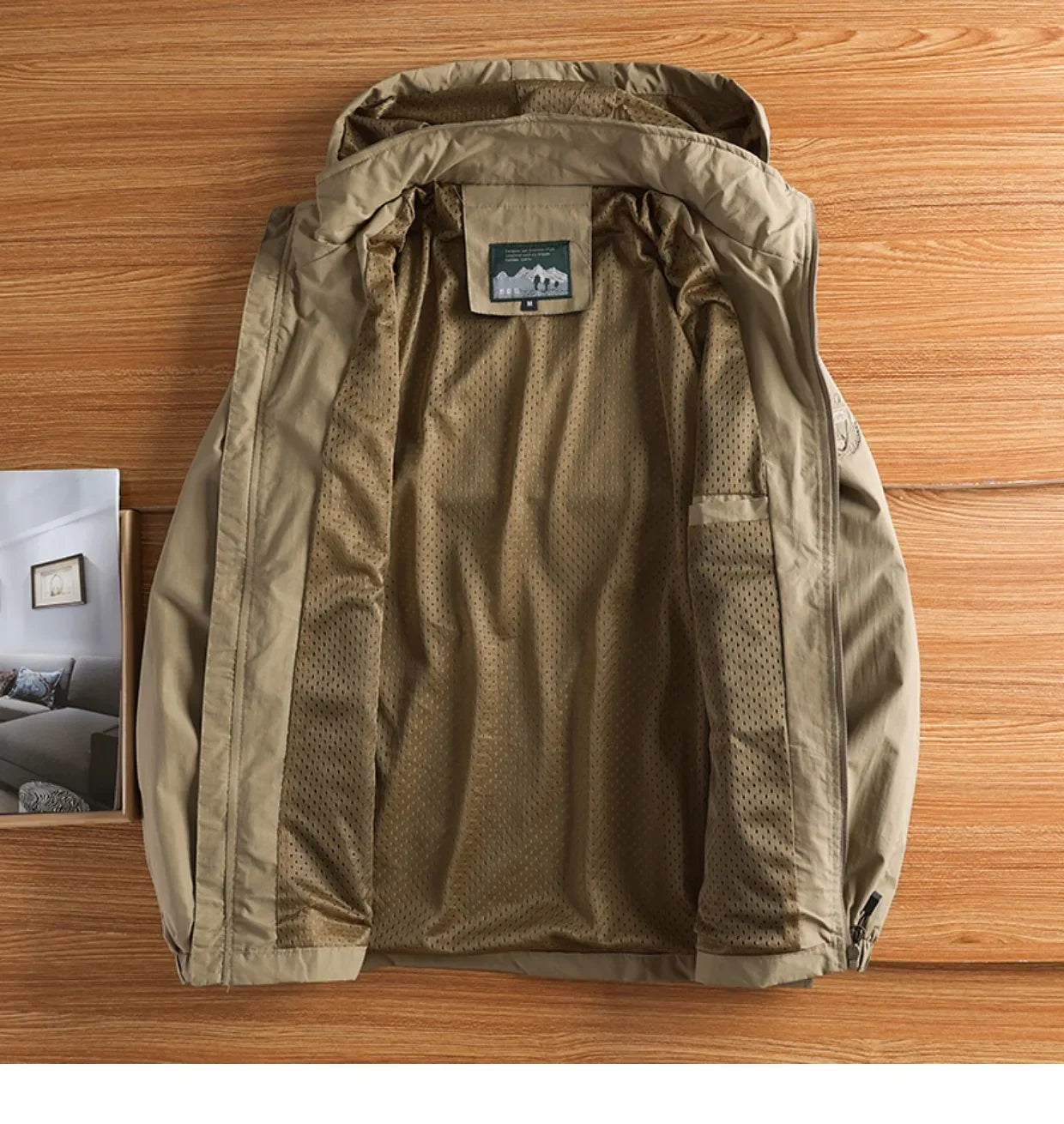 Men's Jacket Spring and Autumn Three Proof Fashion Casual Loose Hooded Professional Outdoor Windproof Windbreaker Coat