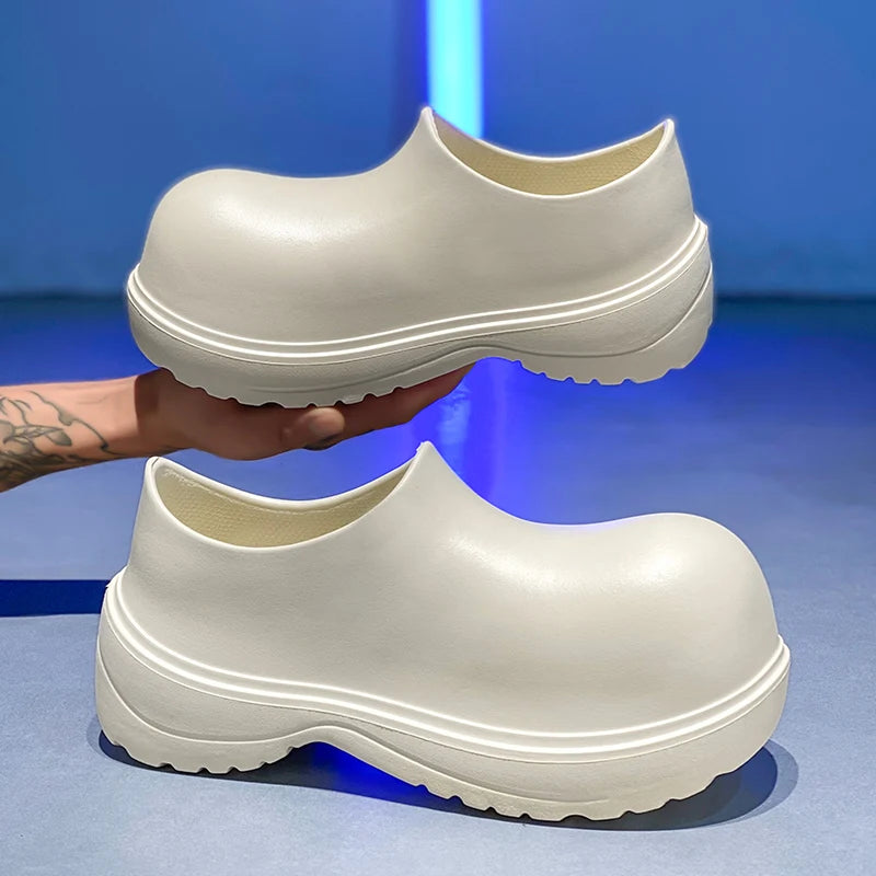 Slippers for men, spring trendsetters, height increasing thick soled big toe shoes, stylish men, summer outerwear, casual fashio