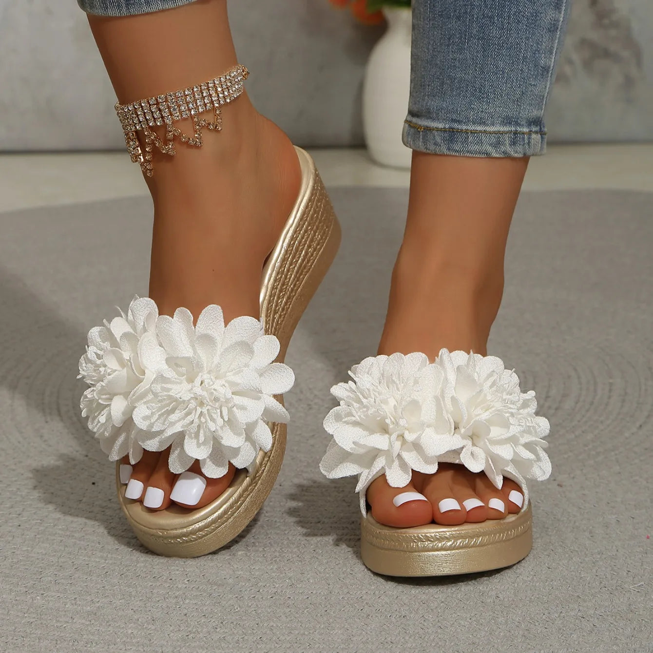 Summer Women Sandals Lightweight Slip on Shoes Women Platform Female Sandals Fashion Flower Hollow Wedge Beach Shoes for Women